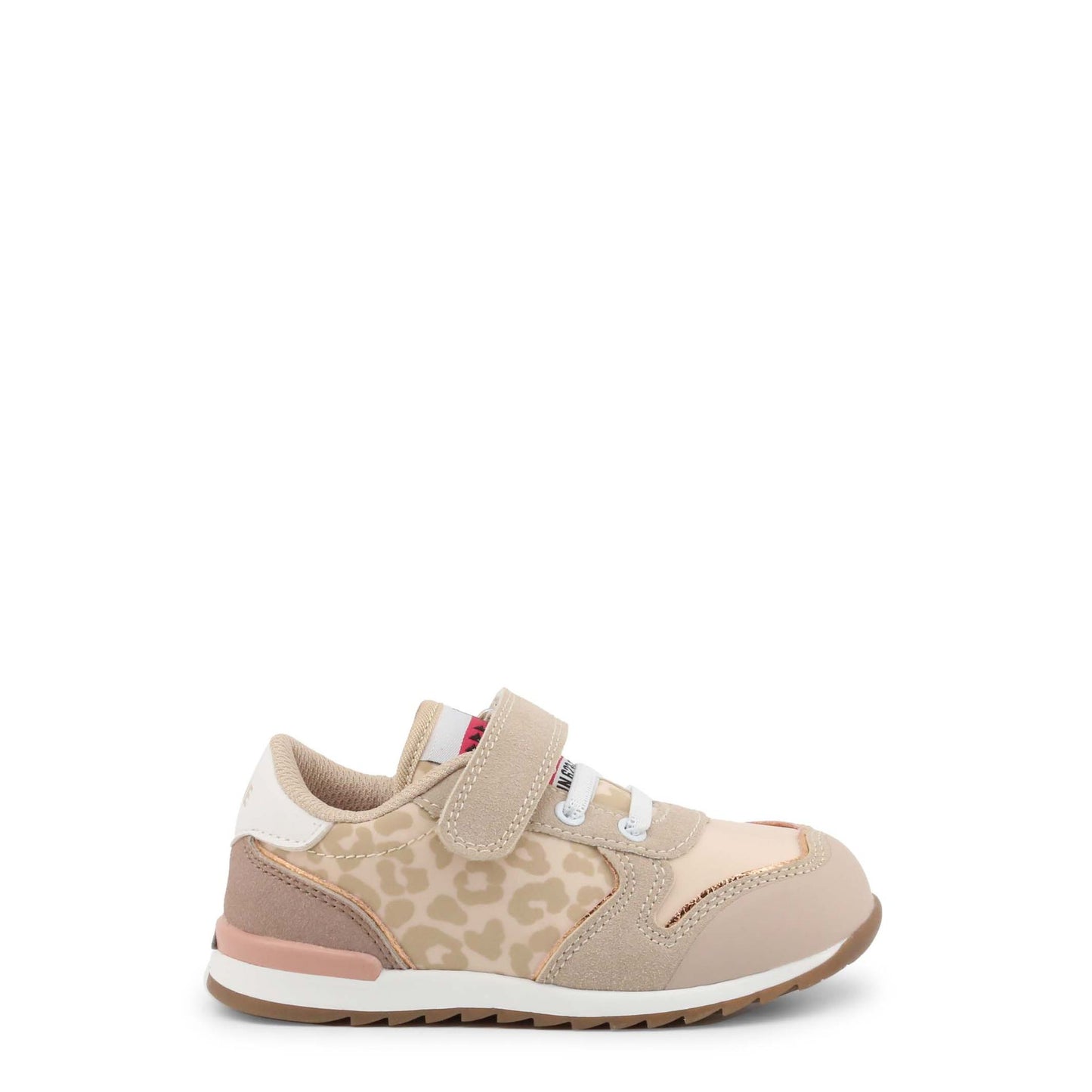 Glänzende Turnschuhe