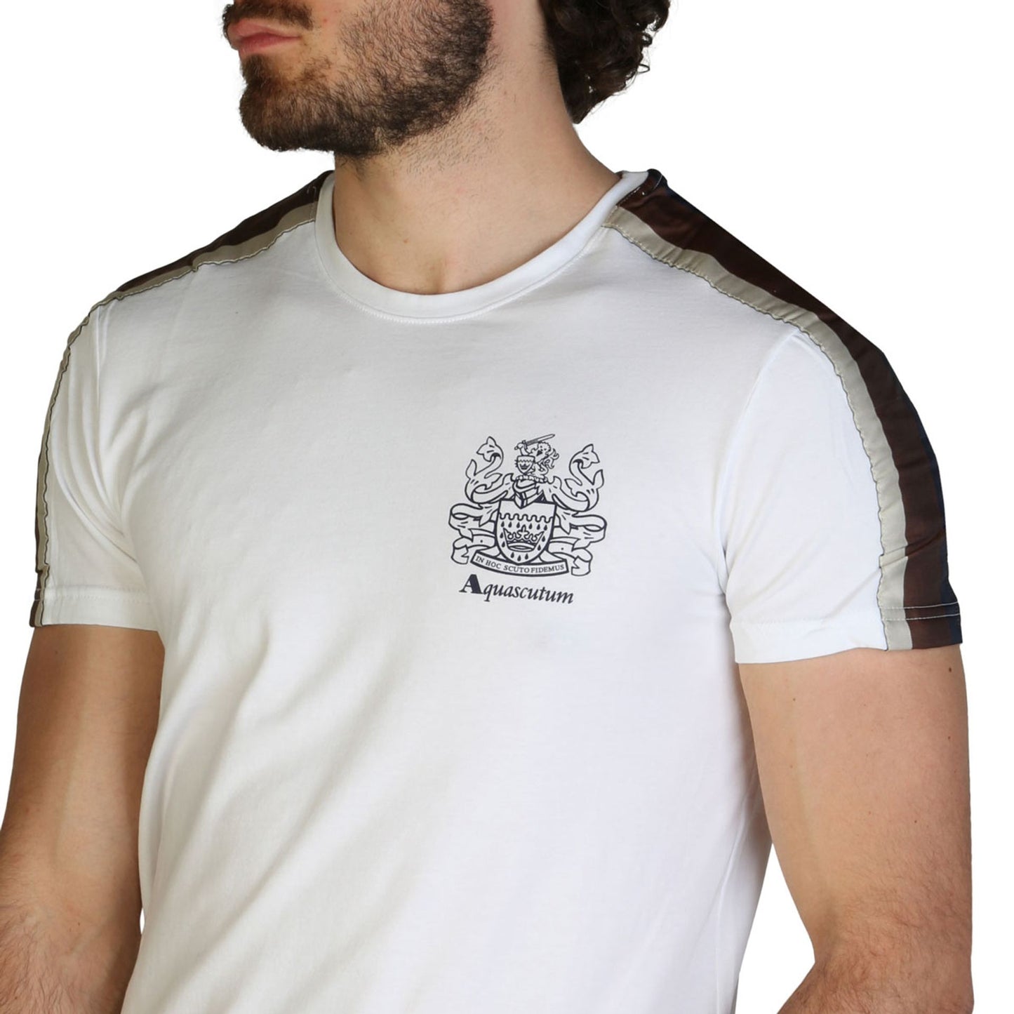 Aquascutum-T-Shirts